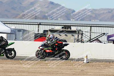 media/Jan-17-2026-CVMA (Sat) [[ab348a895b]]/Race 4-Formula Middleweight/